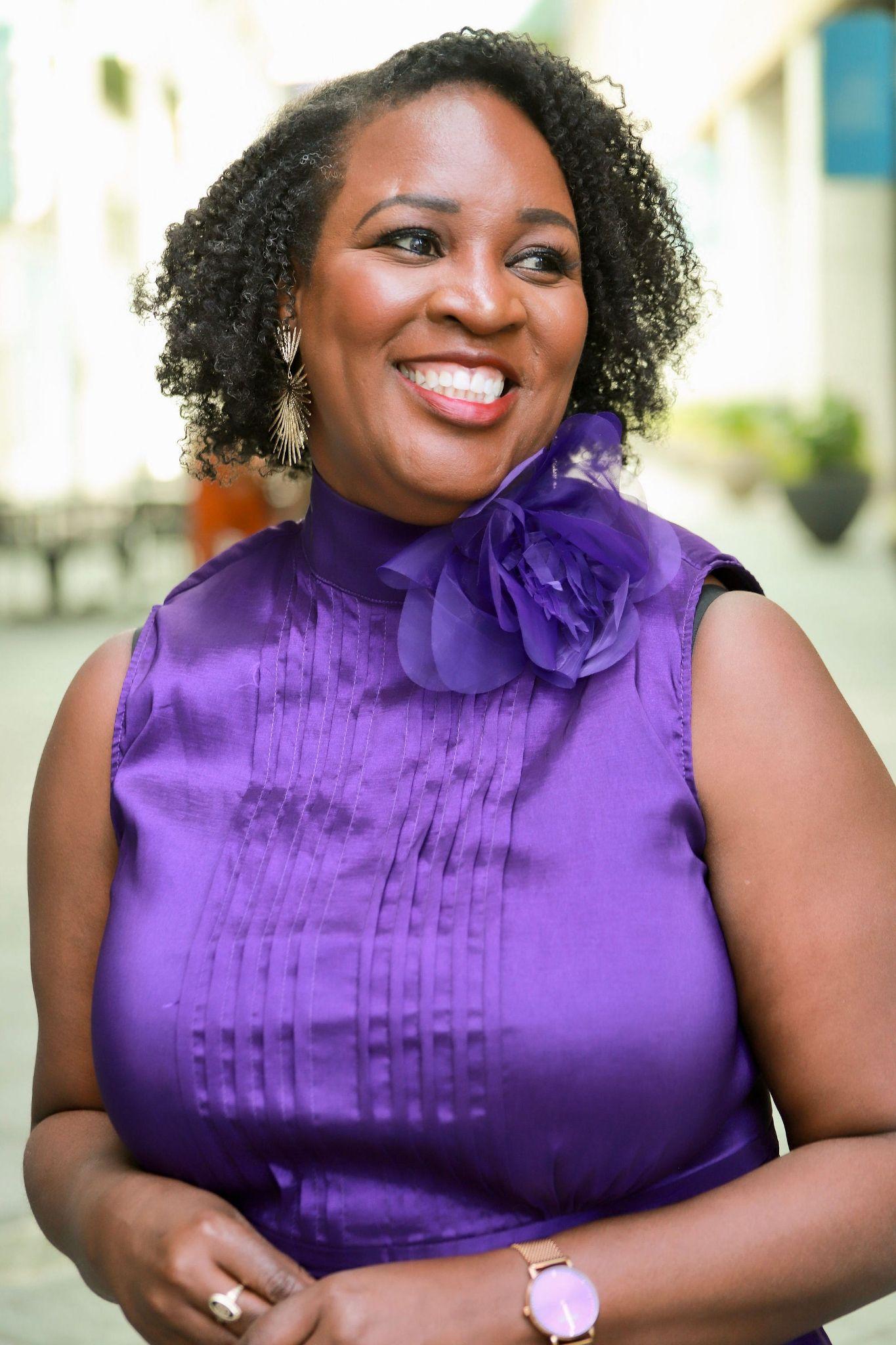 Donna Davis portrait